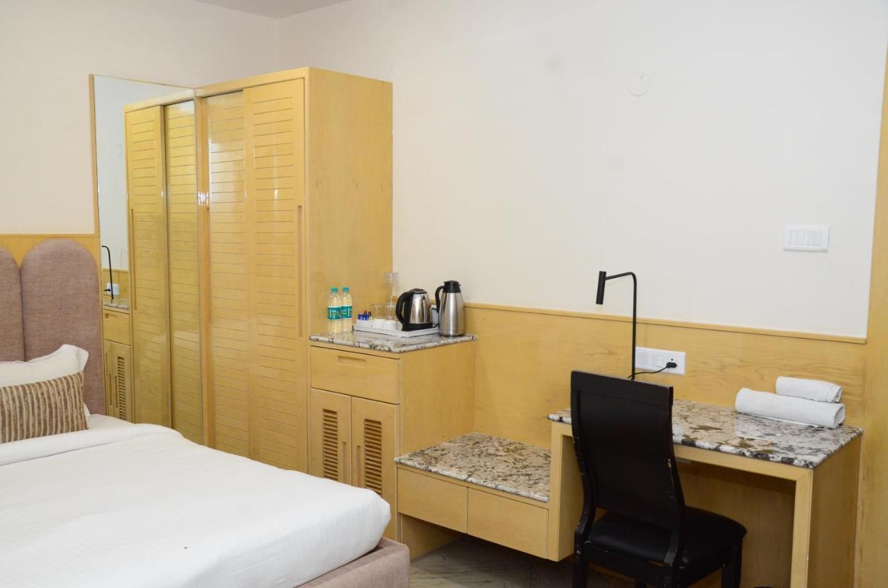 Crytsal Residency Otel Ranchi Dış mekan fotoğraf